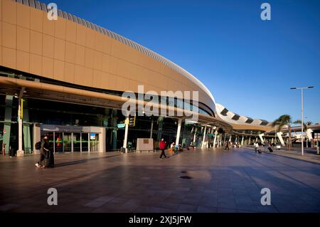 Plan extérieur, aéroport, bâtiment de l'aéroport, Faro, Algarve, Portugal Banque D'Images