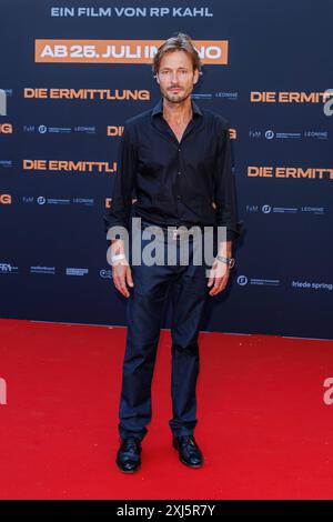 Première - Die Ermittlung Andreas Pietschmann BEI der Premiere zu Die Ermittlung im Zoo Palast AM 16.07.2024 à Berlin. *** Première Die Ermittlung Andreas Pietschmann à la première de Die Ermittlung au Zoo Palast le 16 07 2024 à Berlin Copyright : xEventpressxKochanx Banque D'Images