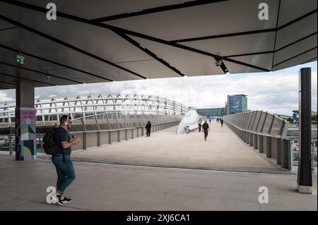 Gare St Denis Pleyel sur la ligne 14 Paris banlieue Banque D'Images