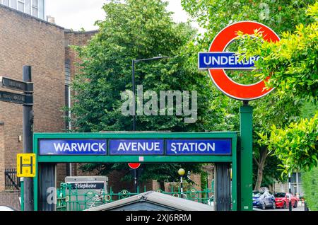 Entrée dans la station de métro Warwick Avenue London Banque D'Images