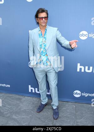 New York, États-Unis. 16 juillet 2024. John Stamos assiste à la première saison 2 de Hulu's UnPrisoned's New York au Midnight Theatre le 16 juillet 2024 à New York City, NY © Steven Bergman/AFF-USA. Crédit COM : AFF/Alamy Live News Banque D'Images