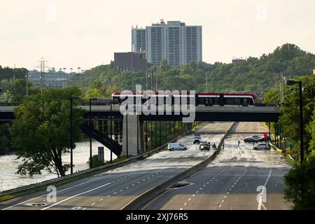 Toronto, Canada. 16 juillet 2024. Le Don Valley Parkway est vu suite à de fortes précipitations à Toronto, Canada le mardi 16 juillet 2024. (Photo de Michael Chisholm/Sipa USA) crédit : Sipa USA/Alamy Live News Banque D'Images