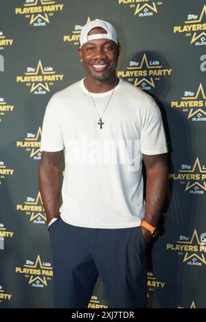 Arlington, États-Unis. 15 juillet 2024. Ryan Howard, ancien joueur de la MLB, assiste au tapis rouge de la fête des joueurs de 2024 organisée par la Major League Baseball Players Association (MLBPA), Lids et Topps au AT&T Stadium à Arlington, Texas, le 15 juillet 2024. L'événement fait partie de la semaine All-Star MLB. (Photo de Javier Vicencio/Eyepix Group) (photo de Eyepix/NurPhoto) crédit : NurPhoto SRL/Alamy Live News Banque D'Images