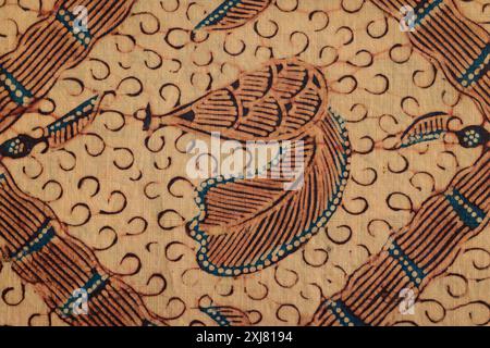 Gros plan sur les tissus de sarong de batik indonésien du début des années 1900. Tous faits à la main avec des canting et de la cire chaude dans la manière javanaise traditionnelle. Banque D'Images