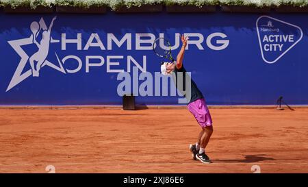 Hambourg, Hambourg, Allemagne. 16 juillet 2024. Maximilian Marterer (GER) servir pendant l'OPEN DE HAMBOURG - ATP500, Tennis masculin (crédit image : © Mathias Schulz/ZUMA Press Wire) USAGE ÉDITORIAL SEULEMENT! Non destiné à UN USAGE commercial ! Banque D'Images