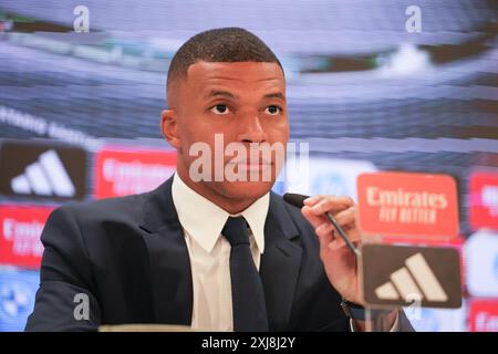 Madrid, Espagne. 16 juillet 2024. Kylian Mbappé lors de sa présentation en tant que nouveau joueur du Real Madrid CF le 16 juillet 2024 au stade Santiago Bernabeu de Madrid, Espagne - photo Laurent Lairys/DPPI crédit : DPPI Media/Alamy Live News Banque D'Images