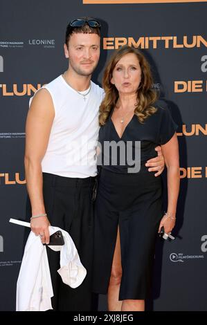 Maximilian Scheidt und Barbara Philipp BEI der Premiere des Kinofilms Die Ermittlung im Zoo Palast. Berlin, 16.07.2024 *** Maximilian Scheidt et Barbara Philipp à la première du film Die Ermittlung au Zoo Palast Berlin, 16 07 2024 Foto:XF.xKernx/xFuturexImagex ermittlung 4810 Banque D'Images