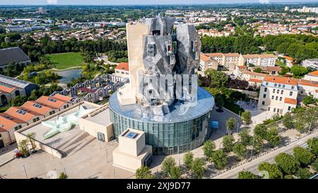 Antenne du bâtiment du Centre culturel LUMA, architecte Frank Gehry, Arles, Bouches du Rhône, Provence-Alpes-Cote d Azur, France, Europe Copyright : MIC Banque D'Images