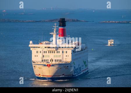 Gothenburg, Suède - 05 mars 2024 : le ferry Stena Danica de la ligne Stena arrive à Gothenburg dans la matinée Banque D'Images