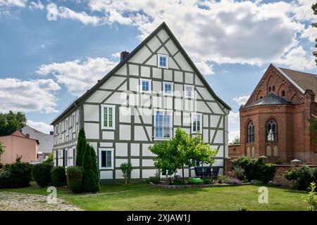 Maison de bourreau, maisons historiques typiques à colombages à Angermuende, Uckermark, Brandebourg, Allemagne, Europe Banque D'Images