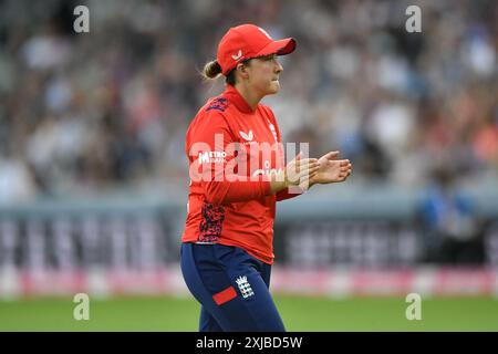 Londres, Angleterre. 17 juillet 2024. Alice Capsey lors du Fifth Vitality IT20 entre les femmes d’Angleterre et les femmes de Nouvelle-Zélande au Lord’s Cricket Ground, Londres. Kyle Andrews/Alamy Live News Banque D'Images