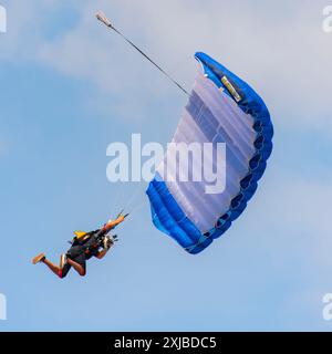 Parachutistes au CIAV Air Show 2024 à Varazdin, Croatie Banque D'Images