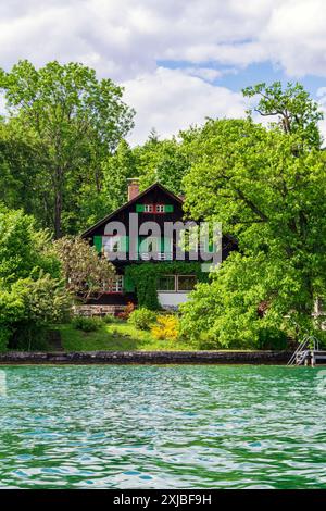 Villa sur le lac Wörthersee - Kärnten, Autriche Banque D'Images