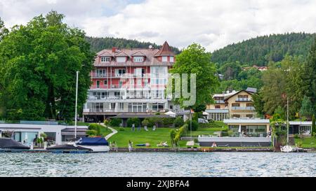 Villa sur le lac Wörthersee - Kärnten, Autriche Banque D'Images