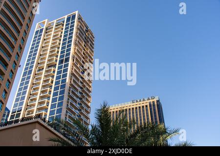 Emaar Emirati société de développement immobilier bâtiment à Dubaï Marina, eau. Banque D'Images