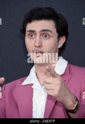 Los Angeles, États-Unis. 17 juillet 2024. Gianni Decenzo arrive à l’événement spécial « Cobra Kai » saison 6, partie 1, qui s’est tenu au Autry Museum de Los Angeles, CA, le 17 juillet 2024. © Janet Gough/AFF-USA. Crédit COM : AFF/Alamy Live News Banque D'Images