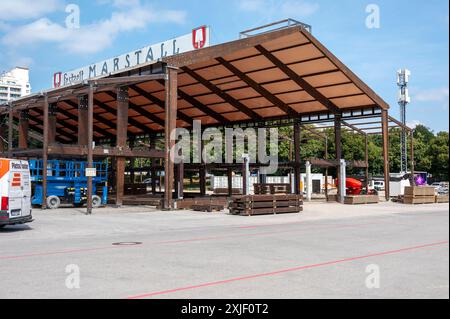 Muenchen, Aufbau zum 189. Oktoberfest auf der Theresienwiese, Marstall-Festzelt *** Munich, mise en place pour l'Oktoberfest 189 sur la Theresienwiese, Marstall marquee Banque D'Images