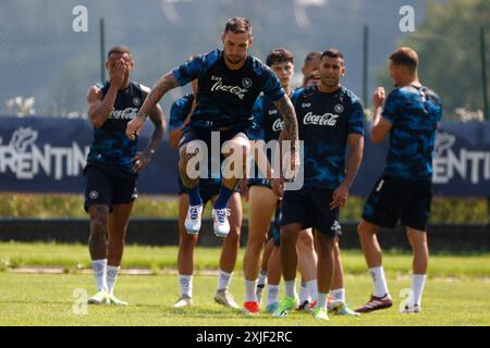 Dimaro, Trentin, Italie. 18 juillet 2024. Matteo Politano de Napoli pendant le jour 8 du camp d'entraînement de pré-saison de la SSC Napoli à Dimaro Folgarida, trente, Italie le 18 juillet 2024 (crédit image : © Ciro de Luca/ZUMA Press Wire) USAGE ÉDITORIAL SEULEMENT! Non destiné à UN USAGE commercial ! Banque D'Images