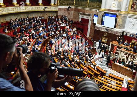 Paris, Ile de France, France. 18 juillet 2024. Vue générale de l'hémicycle. Première session de l'Assemblée nationale, à Paris, France, le 18 juillet 2024, semaines après les élections législatives qui ont élu les 577 nouveaux députés. (Crédit image : © Adrien Fillon/ZUMA Press Wire) USAGE ÉDITORIAL SEULEMENT! Non destiné à UN USAGE commercial ! Banque D'Images