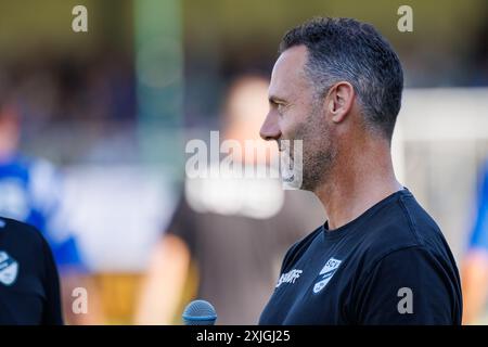 Alexander Ende (SC Verl, formateur) GER, SC Verl v. FC Schalke 04, Fussball, Testspiel, Spielzeit 2024/2025, 18.07.2024 le Règlement DFL interdit toute utilisation de photographes comme séquences d'images et/ou quasi-vidéo. Foto : Eibner-Pressefoto / Jan Strohdiek Banque D'Images