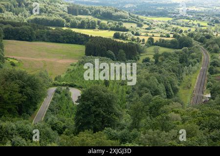 Au Drielandenpunt (point à trois pays ou tripoint), où la Belgique, l'Allemagne et les pays-Bas se rencontrent, vous pouvez visiter 3 pays en une seule fois Banque D'Images