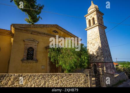 Zakynthos, Grèce - 6 juin 2024 : la vieille église historique de Sainte Marina connue par les Anglais sous le nom de Marguerite la Vierge-Martyr, dans le village de Fagia Banque D'Images