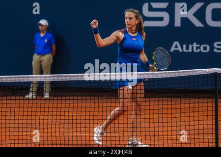 Palerme, Italie. 18 juillet 2024. Lucia Bronzetti lors du match de l'Association féminine de tennis contre Jaqueline Adina Cristian (non représentée) au Palermo Ladies Open 2024. Jaqueline Adina Cristian bat Lucia Bronzetti 6-3 6-2. (Photo d'Antonio Melita/Pacific Press) crédit : Pacific Press Media production Corp./Alamy Live News Banque D'Images