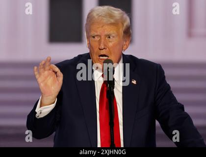 Milwaukee, États-Unis. 19 juillet 2024. Le candidat républicain à la présidence et ancien président Donald Trump s’expriment lors de la Convention nationale républicaine de 2024 au Forum Fiserv à Milwaukee, Wisconsin, le jeudi 18 juillet 2024. Photo de Tannen Maury/UPI crédit : UPI/Alamy Live News Banque D'Images