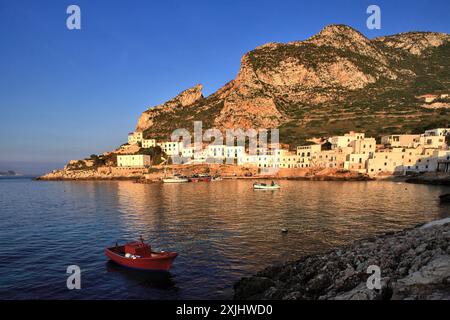 ITALIE. SICILE. ARCHIPEL DES EGADES. L'ÎLE LEVANZO Banque D'Images