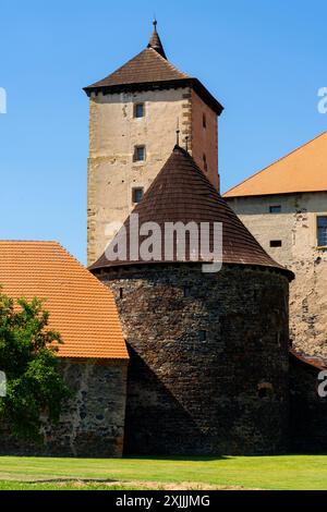 Château d'eau Švihov (Vodni Hrad Švihov), Bohême, République tchèque. Le château de Švihov a été construit par les Rýzmberk de la famille noble de Skála. Le château se compose o Banque D'Images