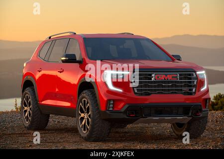 Acadia 2024 de GMC – VUS intermédiaire Banque D'Images