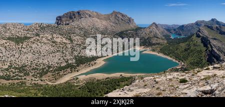 Réservoir Cuber en face de Puig Major de son Torrella, Fornalutx - Escorca, zone naturelle de la Serra de Tramuntana., Majorque, Îles Baléares, Spai Banque D'Images