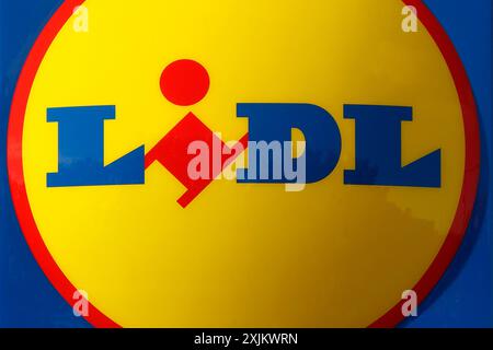 Panneau avec logo Lidl, Schleswig-Holstein, Allemagne Banque D'Images