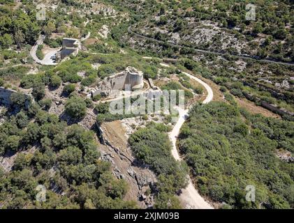 Vue aérienne du site archéologique de Noto Antica, ancien Neton, qui a été complètement détruit par un tremblement de terre en 1693. Noto, Sicile, Italie Banque D'Images