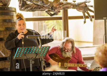 Natalia Tascon i Maria Magdalena Amengual. Singer, Calendari folkloric de Rafel Ginard, Binisalem, Majorque, Îles Baléares, Espagne Banque D'Images