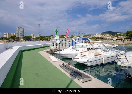 Palmanova Yacht Club, calvia, Majorque, Iles Baléares, Espagne Banque D'Images