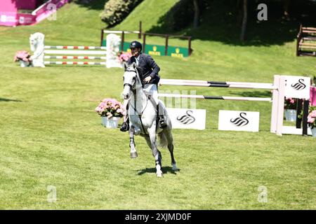 Santiago Lambre du Brésil avec Zeusz lors du CSI5* Prix cordon Group au Jumping International de Dinard le 19 juillet 2024, Dinard, France (photo de Maxime David - MXIMD Pictures) Banque D'Images