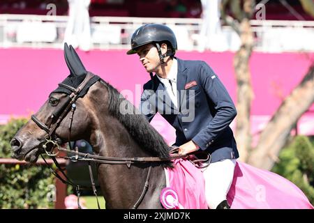 Edward Levy de France lors de la remise des prix du Groupe Prix cordon au Jumping International de Dinard le 19 juillet 2024, Dinard, France (photo par Maxime David - MXIMD Pictures) Banque D'Images