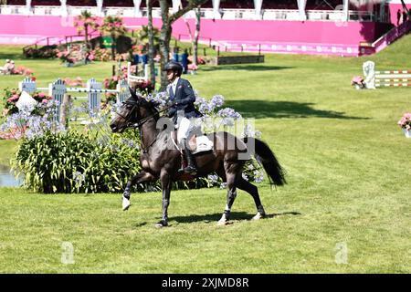 Edward Levy de France avec Vitot du Chateau lors du CSI5* Prix cordon Group au Jumping International de Dinard le 19 juillet 2024, Dinard, France (photo de Maxime David - MXIMD Pictures) Banque D'Images