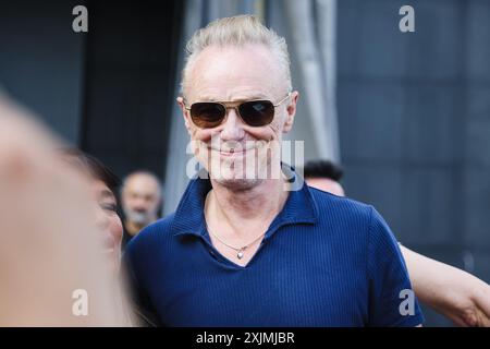 Milan, Milan, observations de célébrités - Nick Mason's Saucerful of secrets in Milan. Sur la photo : Gary Kemp arrive au Teatro degli Arcimboldi pour le concert Banque D'Images