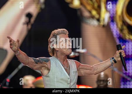 AM 18.07.2024 spielte Peter Maffay im Rahmen seiner Farewell-Tour ein Konzert im Deutsche Bank Park à Francfort-sur-le-main. Mit dabei waren Gäste wie Anastacia, Johannes Oerding und Bülent Ceylan. *** Le 18 07 2024, Peter Maffay a donné un concert au Deutsche Bank Park à Francfort-sur-le-main dans le cadre de sa tournée d'adieu. Parmi les invités figuraient Anastacia, Johannes Oerding et Bülent Ceylan KONZPETERMAFFAY Banque D'Images