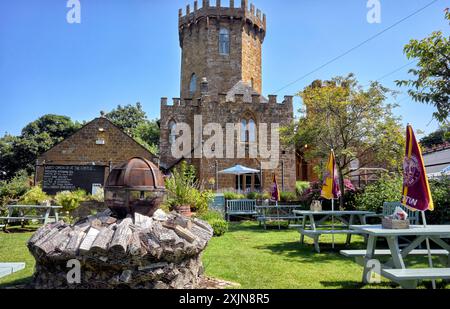 The Castle, Edge Hill, Warwickshire, Angleterre, Royaume-Uni Banque D'Images