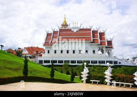 Le temple rouge à Wat Huay Pla Kang, Thaïlande Banque D'Images