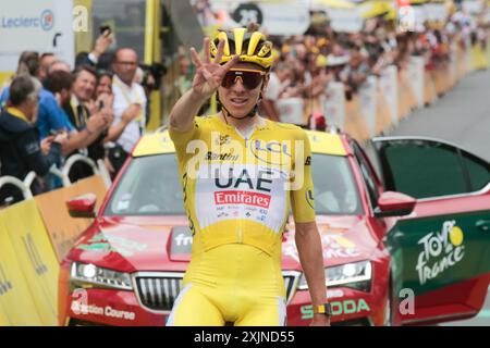 Tadej Pogacar maillot jaune 3ème Tour de France victoire 2024 Banque D'Images