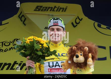 Tadej Pogacar maillot jaune 3ème Tour de France victoire 2024 Banque D'Images