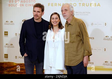 19 juillet 2024, Madrid, Madrid, Espagne : L'ACTRICE AIDA FOLCH, L'ACTEUR MATT DILLON et LE RÉALISATEUR FERNANDO TRUEBA assistent à la photocall 'Isla Perdida (cœur hanté)' à l'hôtel NH Palacio de Tepa (crédit image : © Mike Chicorro/ZUMA Press Wire) USAGE ÉDITORIAL SEULEMENT! Non destiné à UN USAGE commercial ! Banque D'Images