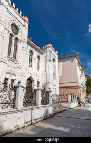 Batoumi, Géorgie - 14 JUIN 2024 : la synagogue de Batoumi est une congrégation et synagogue juive orthodoxe, située à Batoumi, Adjara, Géorgie, construite en 19 Banque D'Images