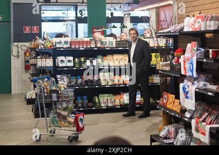 Sao Paulo, Brésil. 19 juillet 2024. SP - SAO PAULO - 07/19/2024 - SAO PAULO, VISITE de LULA À Armazem DO CAMPO - le ministre des Finances Fernando Haddad lors de la visite du président de la République à Armazem do Campo, pour une rencontre avec des dirigeants de mouvements sociaux, dans la région centrale de la ville de Sao Paulo, ce vendredi (19). Photo : Ettore Chiereguini/AGIF (photo : Ettore Chiereguini/AGIF/Sipa USA) crédit : Sipa USA/Alamy Live News Banque D'Images