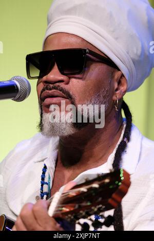 Madrid, Espagne. 19 juillet 2024. La chanteuse brésilienne Carlinhos Brown lors de la rencontre Iberoamerica Dialoga à Casa América à Madrid, 19 juillet 2024, Espagne crédit : Sipa USA/Alamy Live News Banque D'Images