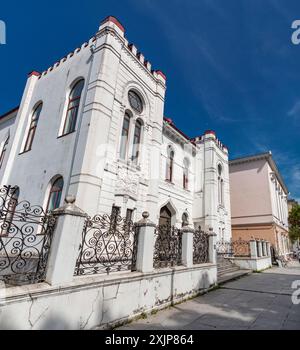 Batoumi, Géorgie - 14 JUIN 2024 : la synagogue de Batoumi est une congrégation et synagogue juive orthodoxe, située à Batoumi, Adjara, Géorgie, construite en 19 Banque D'Images